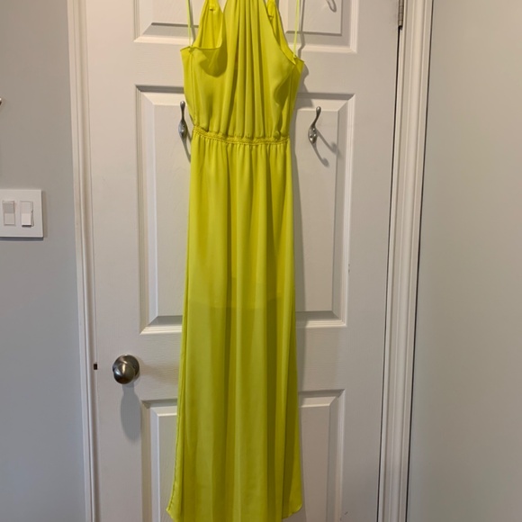Yellow chartreuse maxi dress - Picture 3 of 6
